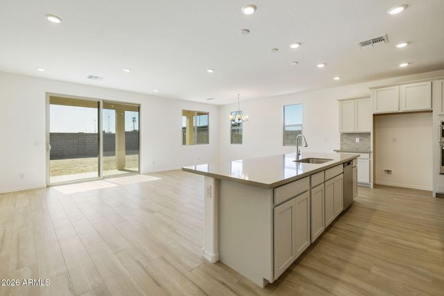 19021 W ROSE Lane, Waddell, AZ 85355