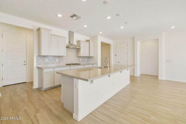 19021 W ROSE Lane, Waddell, AZ 85355