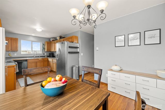 1928 Village Circle, Port Angeles, WA 98362