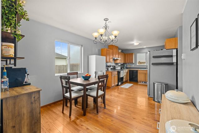 1928 Village Circle, Port Angeles, WA 98362