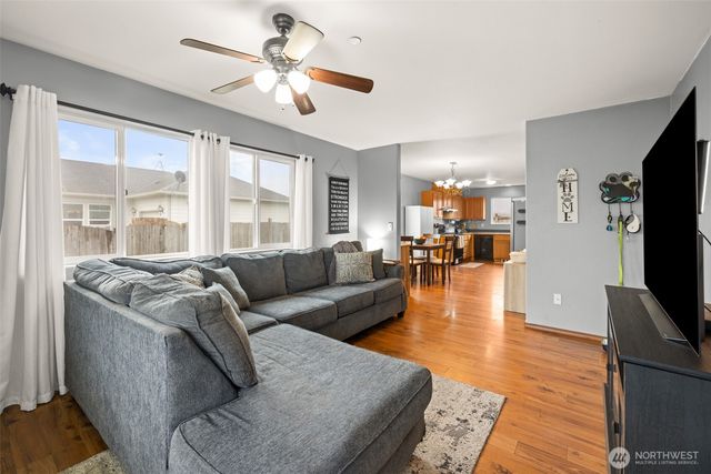 1928 Village Circle, Port Angeles, WA 98362