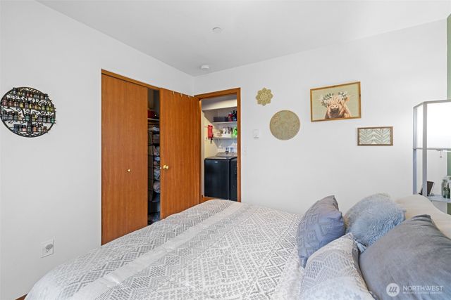 1928 Village Circle, Port Angeles, WA 98362