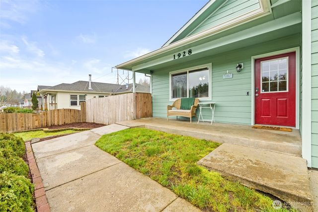 1928 Village Circle, Port Angeles, WA 98362