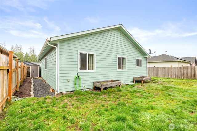 1928 Village Circle, Port Angeles, WA 98362