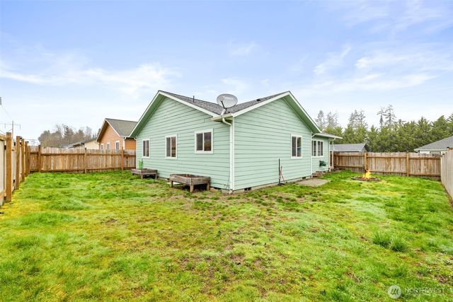 1928 Village Circle, Port Angeles, WA 98362