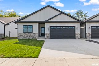 1711 Ambleside Drive, Springfield, IL 62711