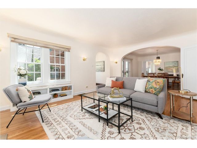 1567 Ivanhoe St, Denver, CO 80220