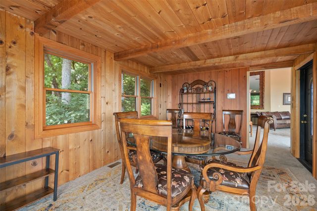 632 Dogwood Trail, Waynesville, NC 28786