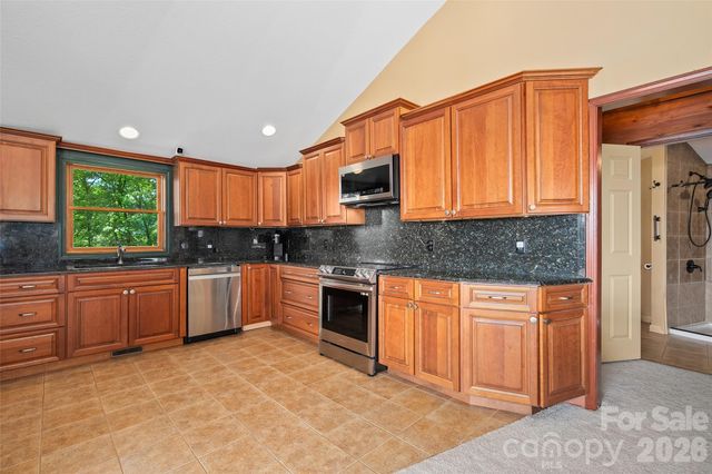 632 Dogwood Trail, Waynesville, NC 28786