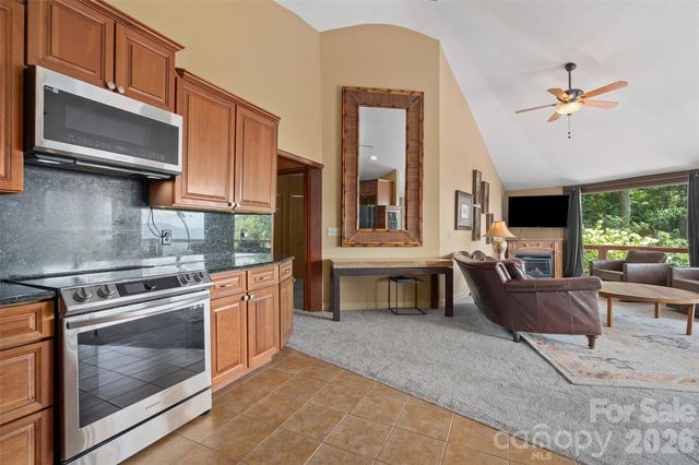 632 Dogwood Trail, Waynesville, NC 28786
