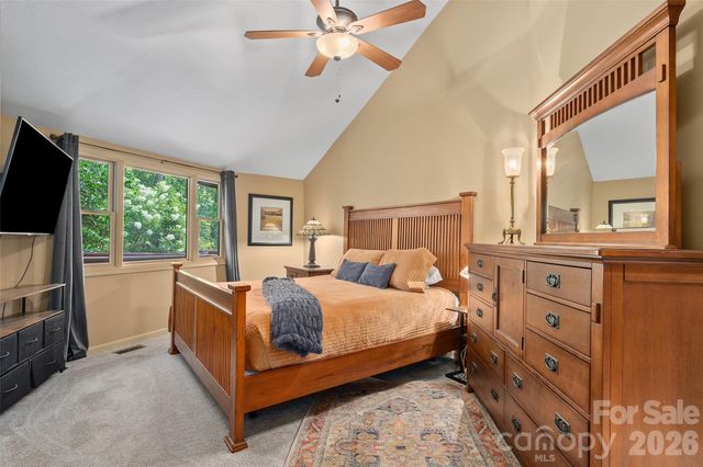 632 Dogwood Trail, Waynesville, NC 28786