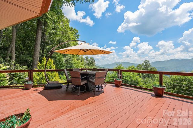 632 Dogwood Trail, Waynesville, NC 28786