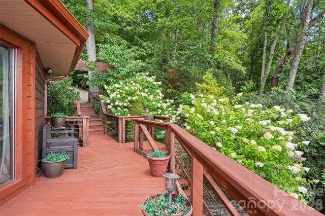 632 Dogwood Trail, Waynesville, NC 28786