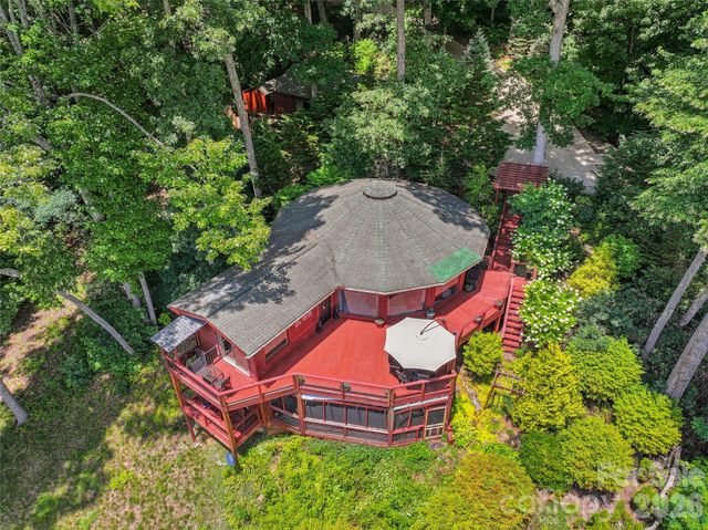 632 Dogwood Trail, Waynesville, NC 28786