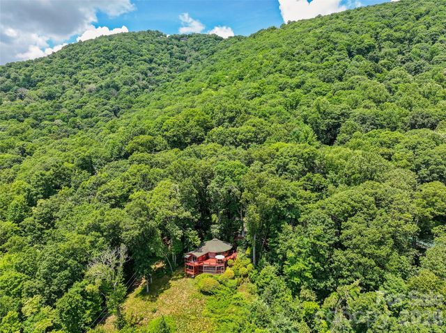 632 Dogwood Trail, Waynesville, NC 28786