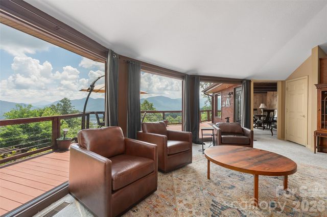 632 Dogwood Trail, Waynesville, NC 28786