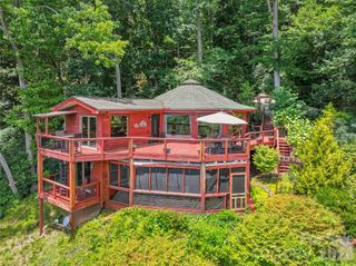 632 Dogwood Trail, Waynesville, NC 28786