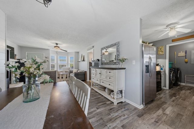 2803 Nat Hoosier Ln, Clarksville, TN 37040