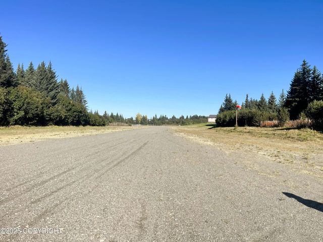 72715 Kingair Avenue, Anchor Point, AK 99556