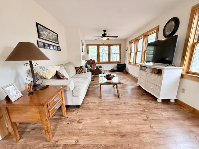 35 Knob Hill Road, Peru, NY 12972