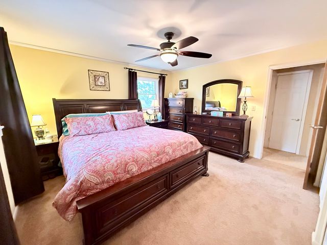 35 Knob Hill Road, Peru, NY 12972