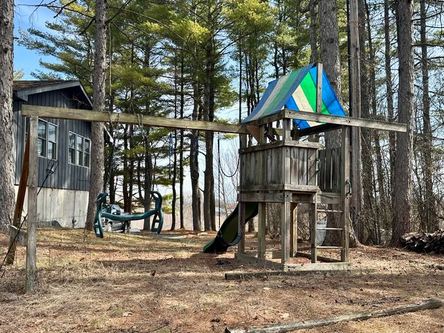 35 Knob Hill Road, Peru, NY 12972