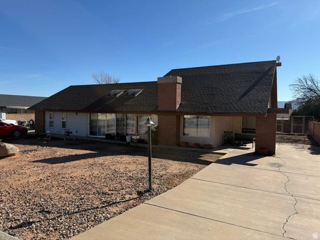 1401 GERONIMO RD, St. George, UT 84790