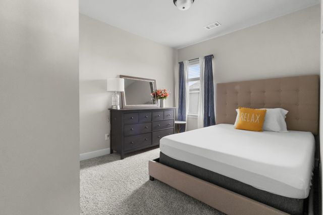 711 Prairie Falcon Drive, Arlington, TX 76005