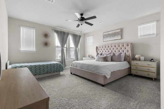 711 Prairie Falcon Drive, Arlington, TX 76005