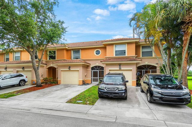 357 River Bluff Lane, Royal Palm Beach, FL 33411