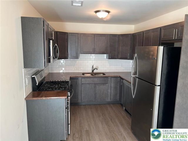 512 Penn Street 2, Bath Boro, PA 18014