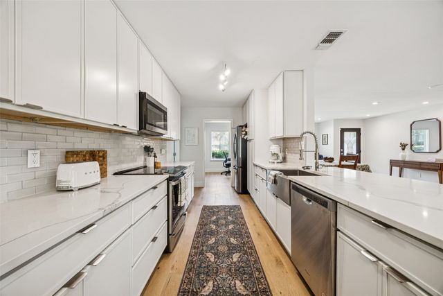 3412 Old Colony Road, Dallas, TX 75233