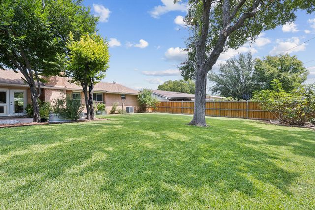 3412 Old Colony Road, Dallas, TX 75233