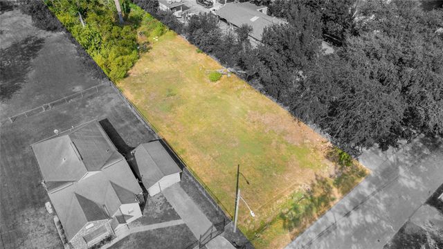 2018 Dewalt Street, Houston, TX 77088