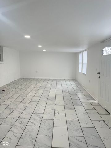 3919 Kivet Court, Indianapolis, IN 46235