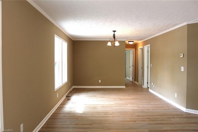 1819 Brier Lane, Graham, NC 27253