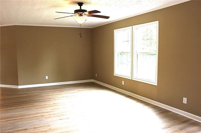 1819 Brier Lane, Graham, NC 27253