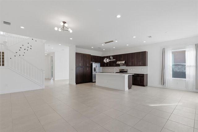 32801 TREE OF LIFE AVENUE, Wesley Chapel, FL 33543