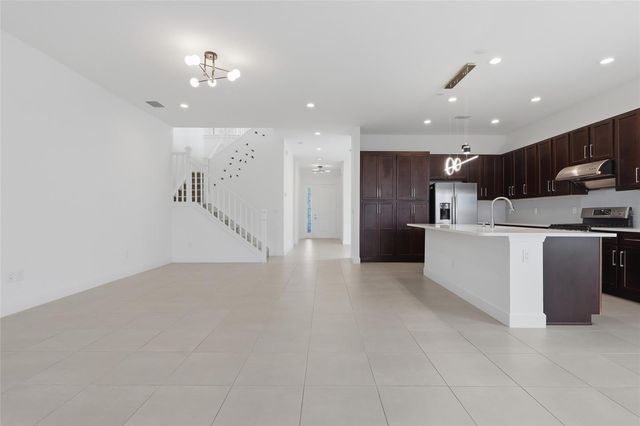 32801 TREE OF LIFE AVENUE, Wesley Chapel, FL 33543