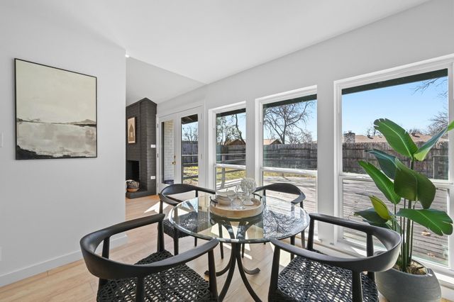 1017 Cripple Creek DR, Austin, TX 78758