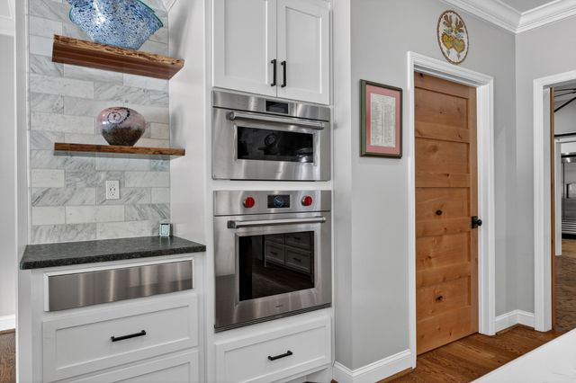 1355 Mitchell Rd, Pulaski, TN 38478