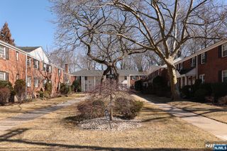 191 Knickerbocker Road 17, Englewood, NJ 07631
