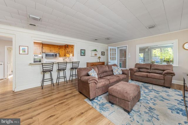 65 PAULSBORO RD, Swedesboro, NJ 08085