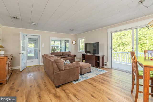 65 PAULSBORO RD, Swedesboro, NJ 08085