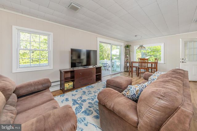 65 PAULSBORO RD, Swedesboro, NJ 08085