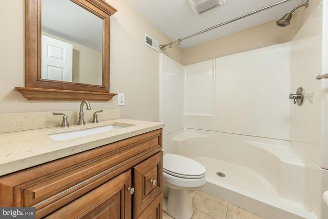 65 PAULSBORO RD, Swedesboro, NJ 08085