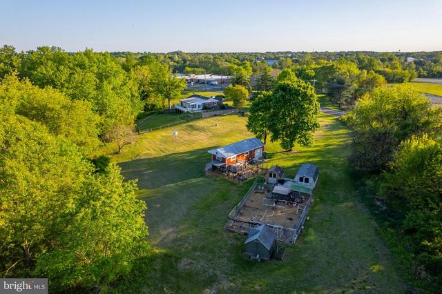 65 PAULSBORO RD, Swedesboro, NJ 08085