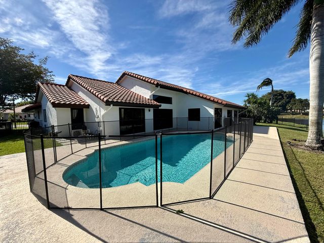 2281 Seaford Drive, Wellington, FL 33414