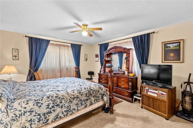301 E Buckthorn Street, Inglewood, CA 90301