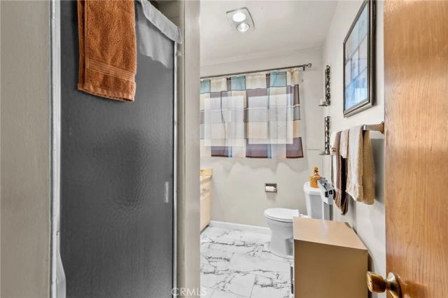 301 E Buckthorn Street, Inglewood, CA 90301
